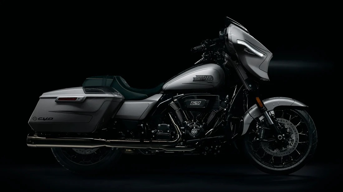 Reserve your 2023 Harley-Davidson® CVO™ Street Glide® near Swanzey NH
